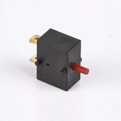 Disjuntor de microcircuito en miniatura 125V 250V AC IEC60934 10A 13A 16A XH-A11